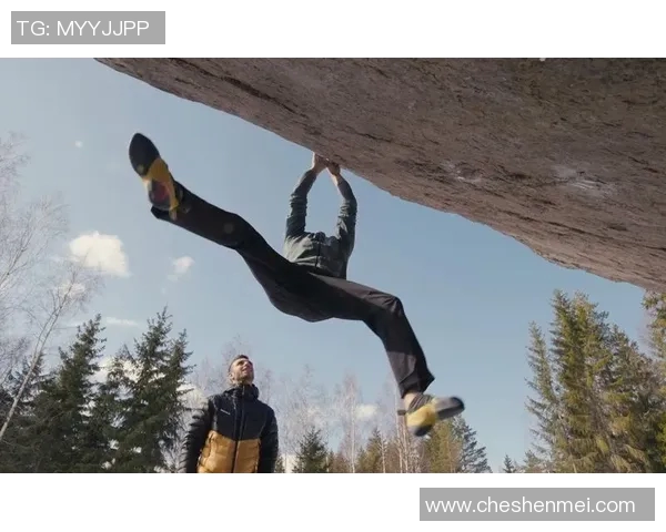 上海攀岩队区域防守策略解析与攀岩热点的深度探讨 上海攀岩队区域防守策略解析与攀岩热点的深度探讨